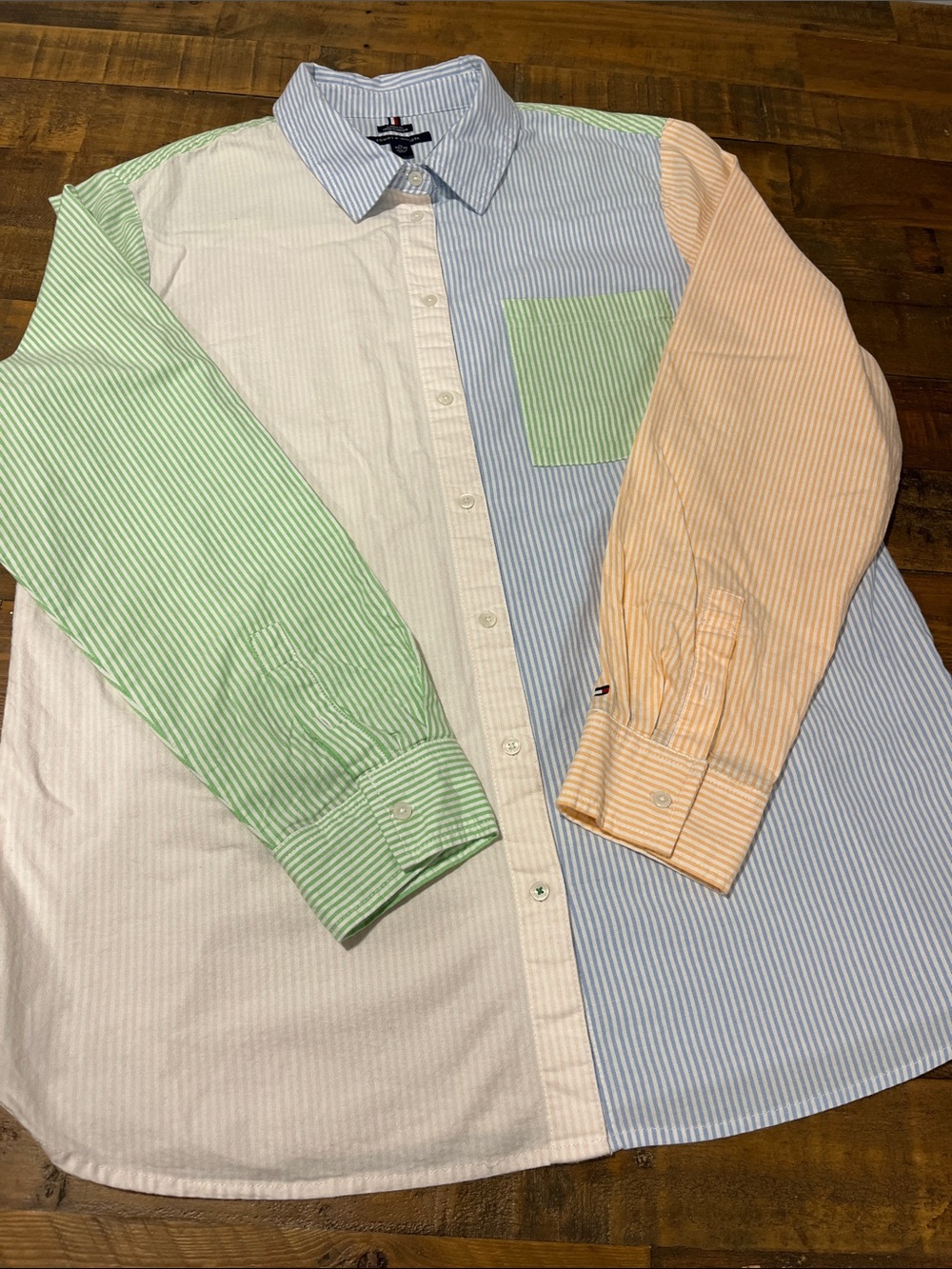Women’s Tommy Hilfiger Preppy Cotton Striped Button-Down Shirt - XL